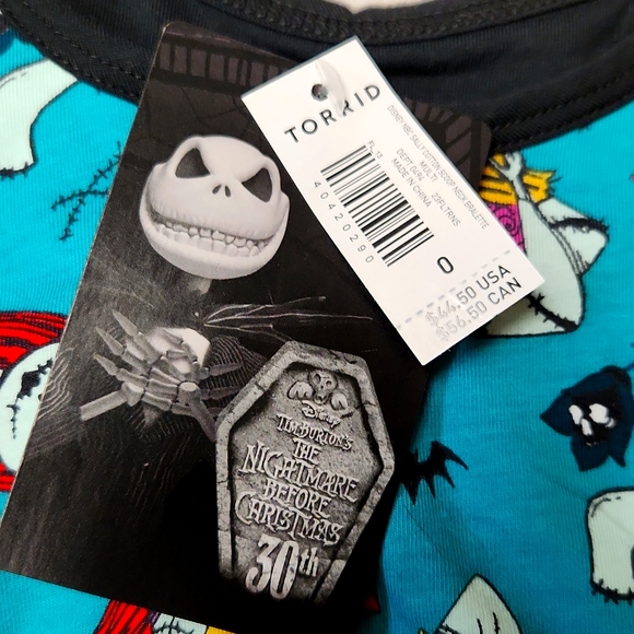 ❤️NWT VINTAGE TORRID BRALETTE NIGHTMARE BEFORE CHRISTMAS WIRELESS SPORTS BRA - Picture 5 of 16